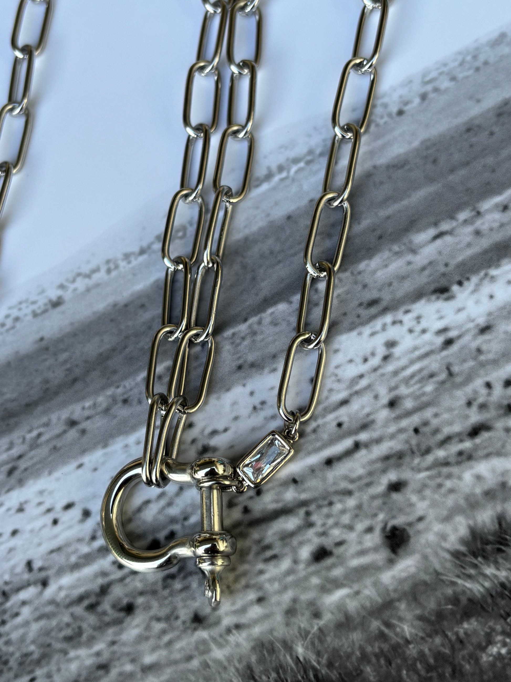 Silver Shackle Chain Necklace