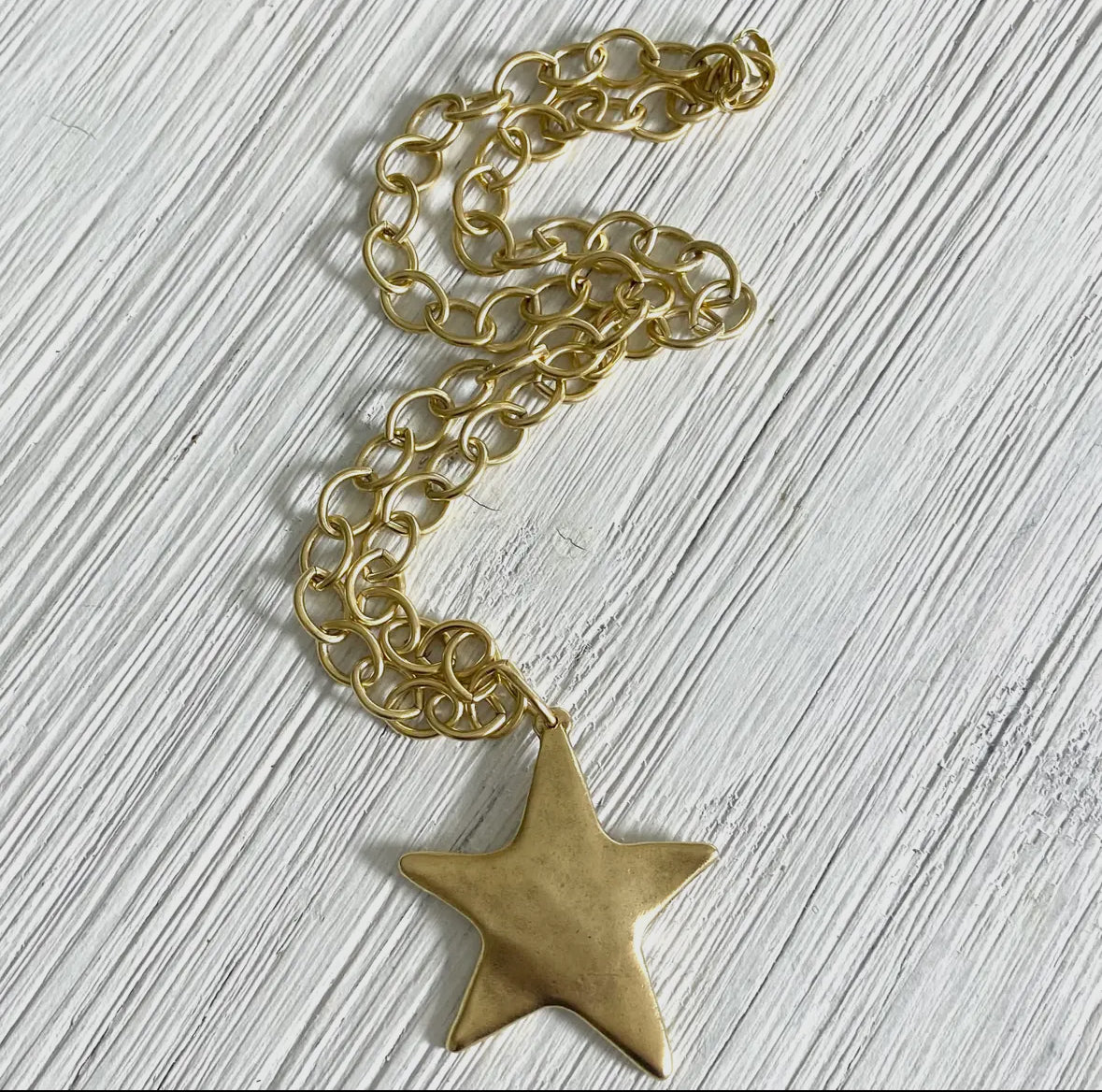 Chunky Star Necklace - Gold