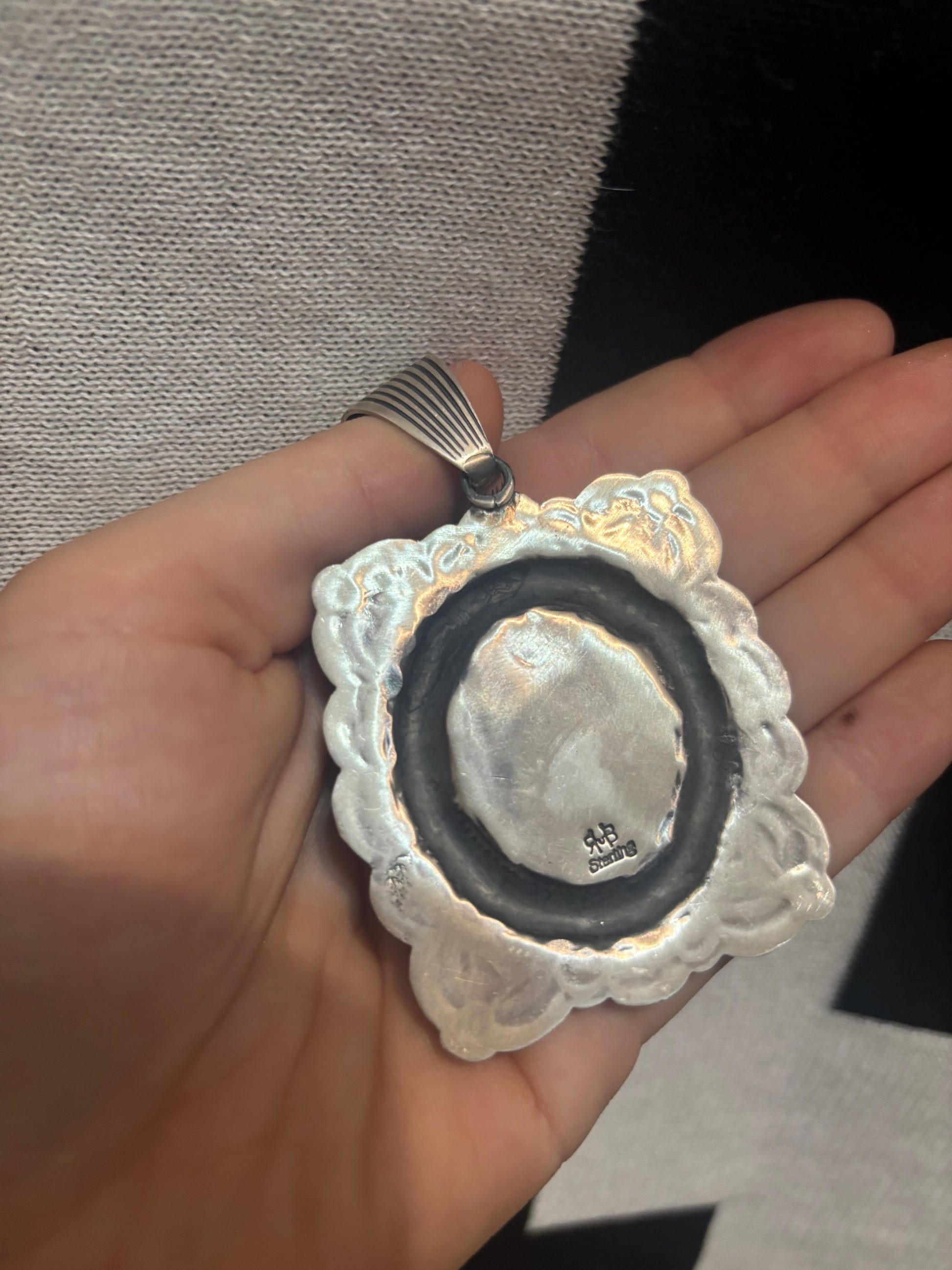 The Reba Pendant
